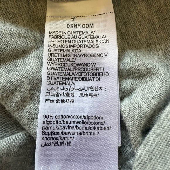 DKNY Short Sleeve Crewneck Tee Shirt in Size XXL - Picture 5 of 6